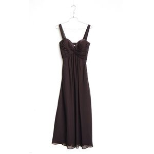 La femme Black gown crisscross sweetheart neckline